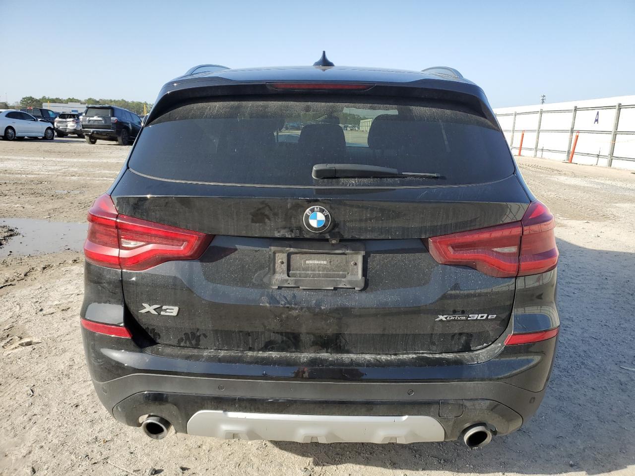 2021 BMW X3 xDrive30E - Фото 6