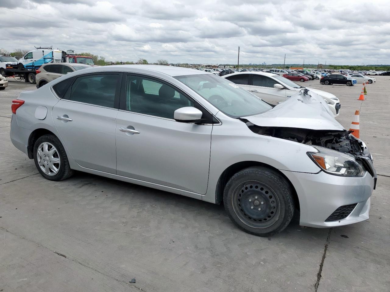 2019 Nissan Sentra S - Фото 4