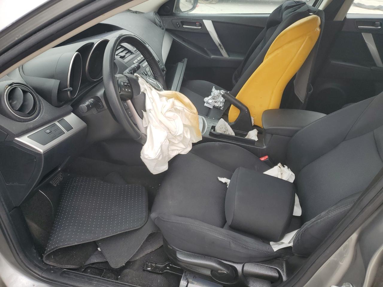 2010 Mazda 3 S - Фото 7