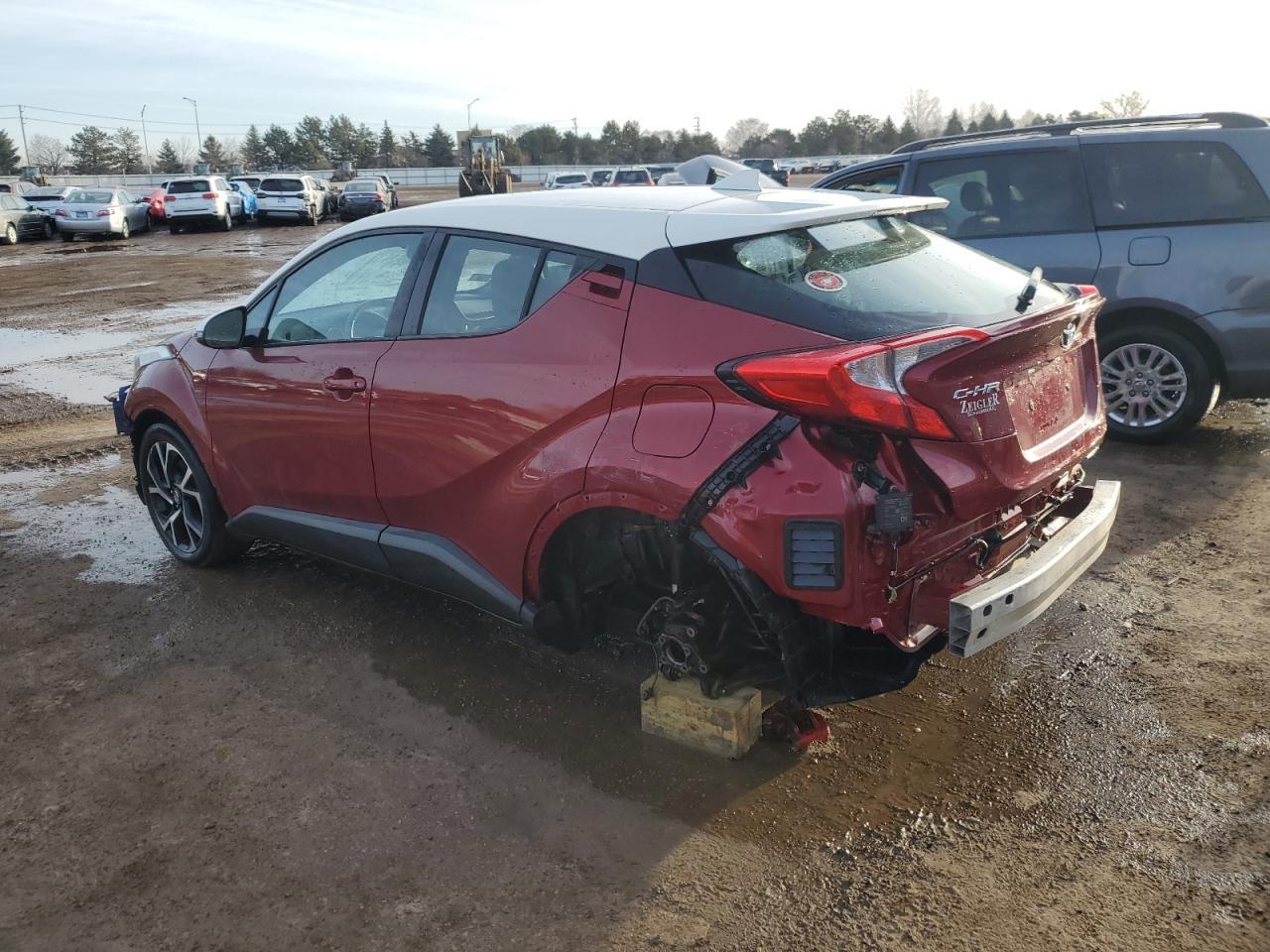 2018 Toyota C-Hr Xle Premium - Фото 2