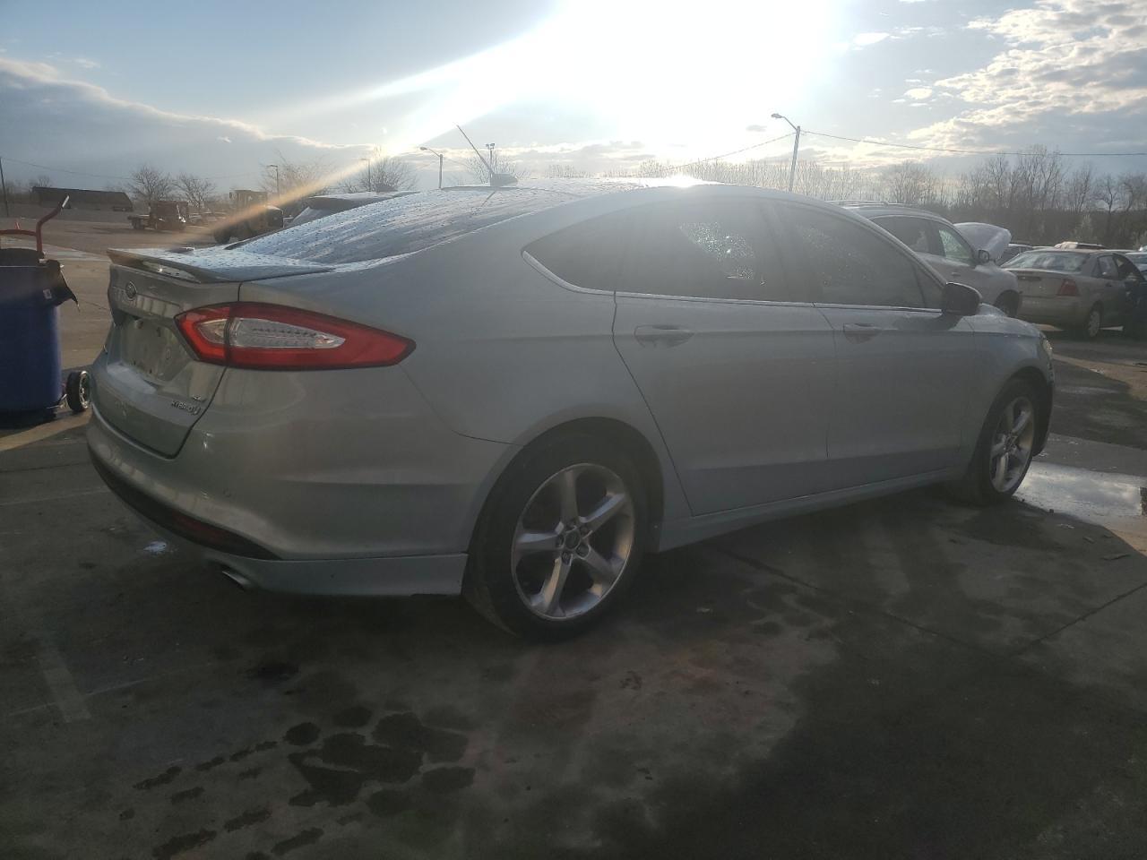 2013 Ford Fusion Se Hybrid - Image 3