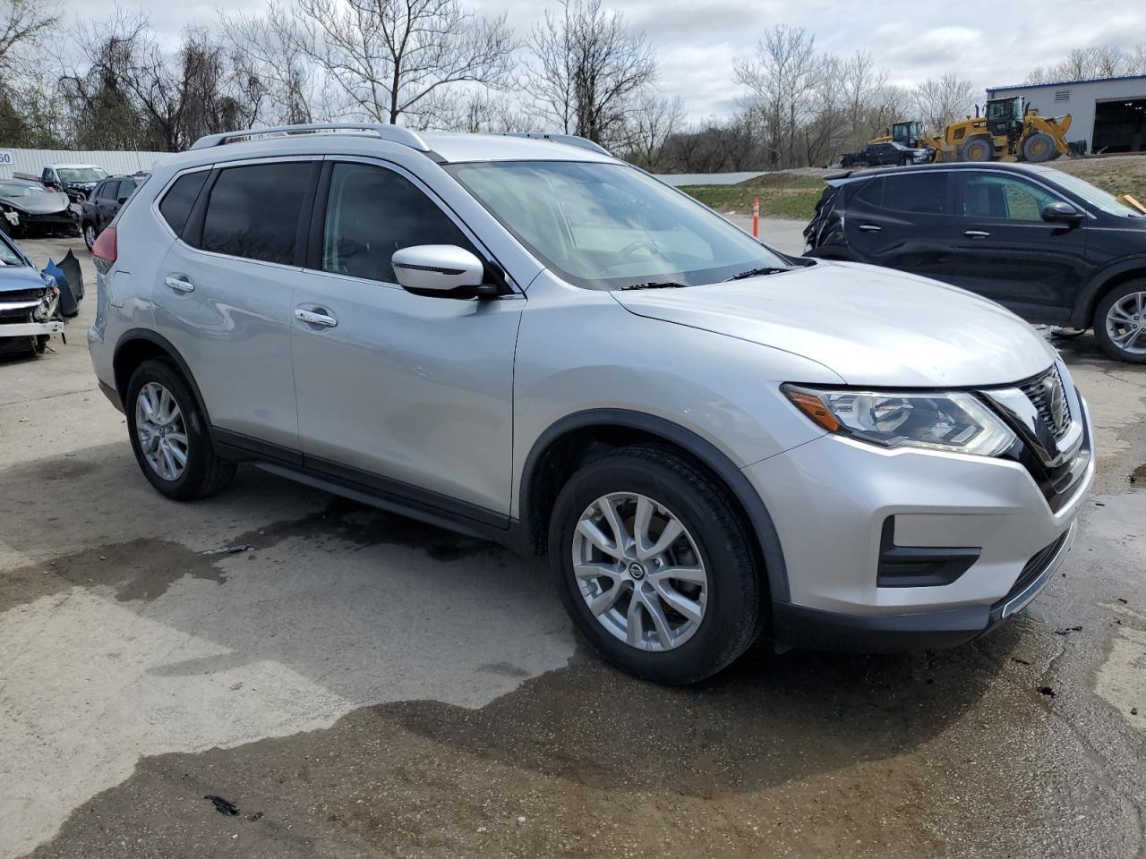 2018 Nissan Rogue S - Фото 4