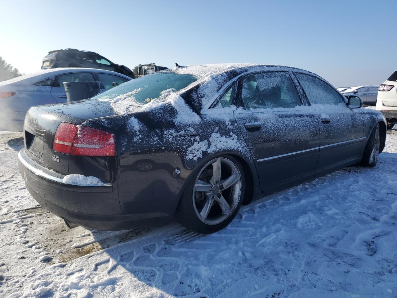 2010 Audi A8 Quattro - Фото 3