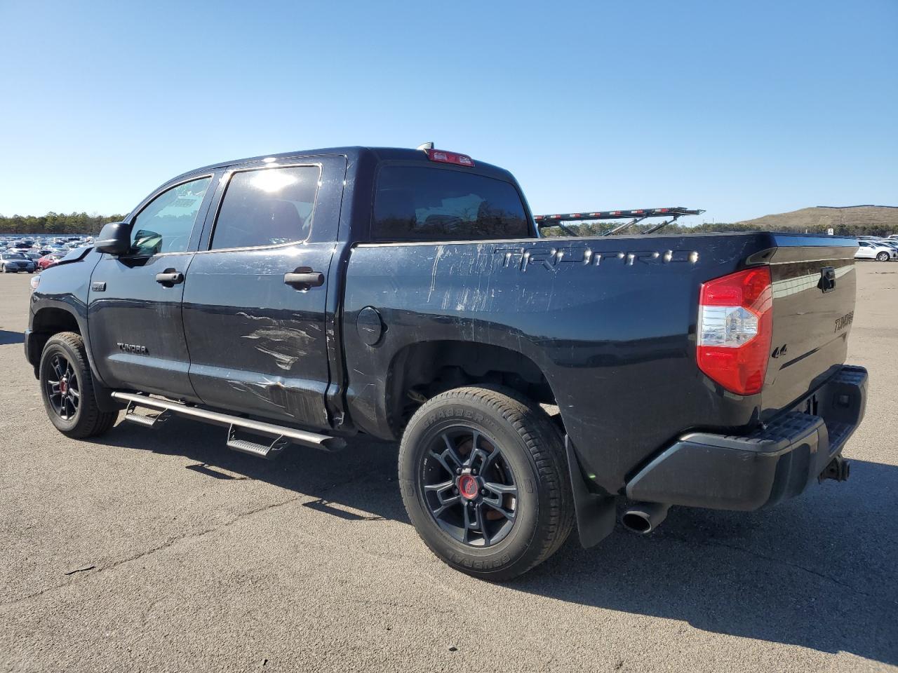 2020 Toyota Tundra Crewmax Sr5 - Фото 2