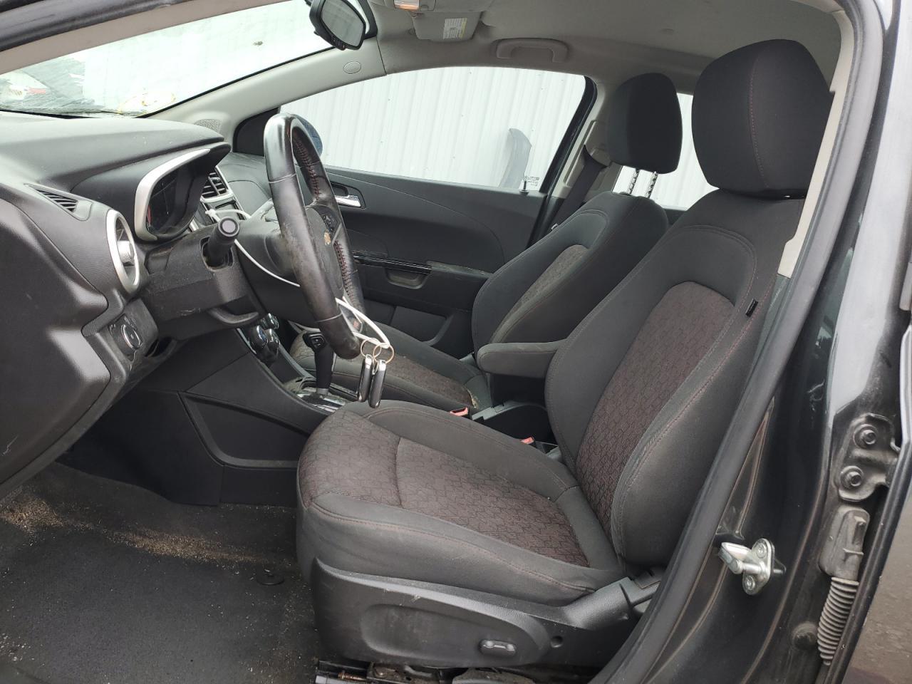 2017 Chevrolet Sonic Lt - Image 7