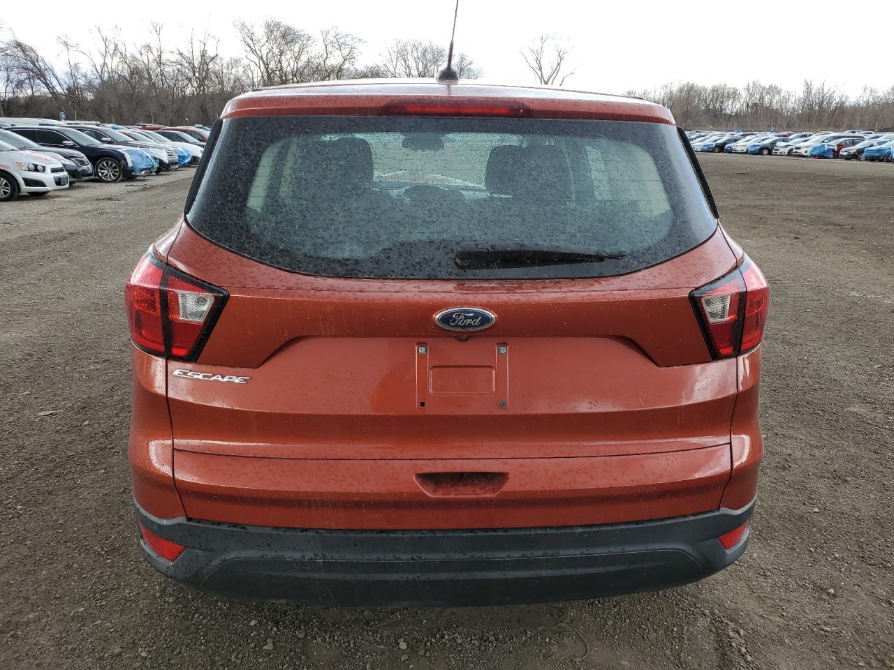 2019 Ford Escape S - Image 6