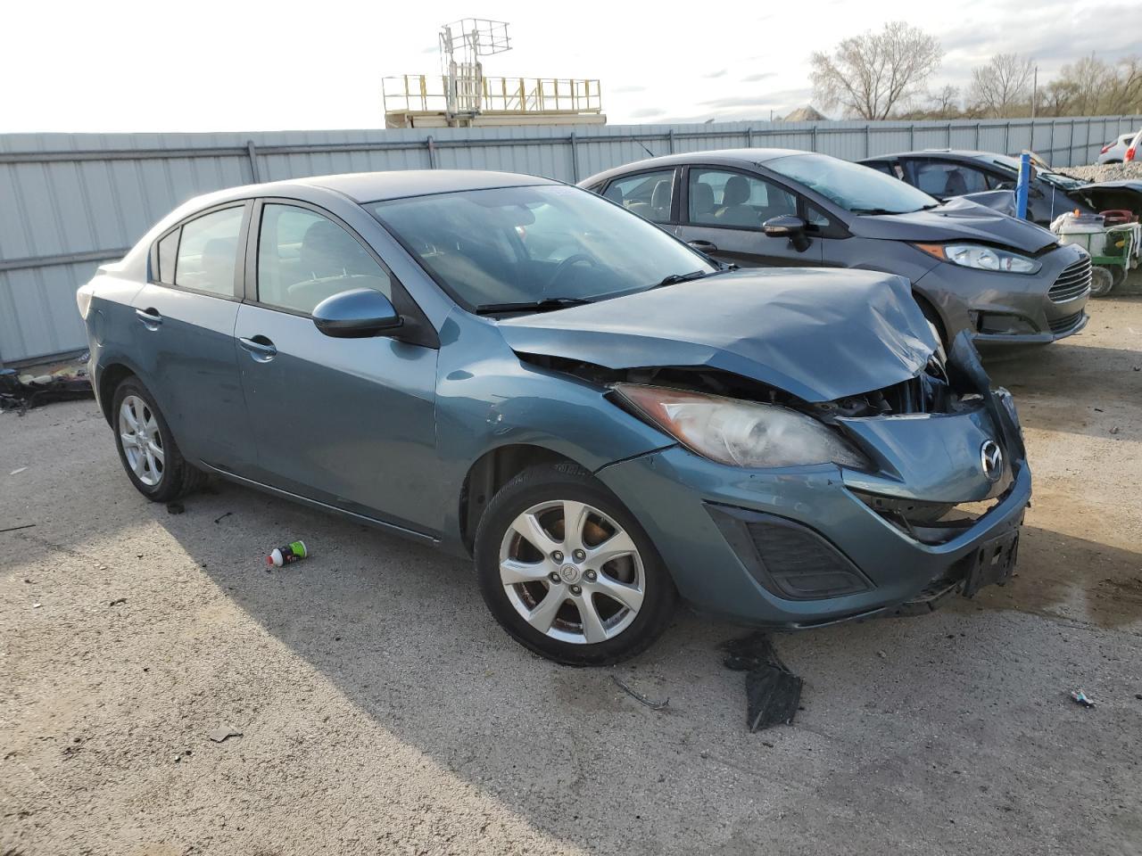 2010 Mazda 3 I - Фото 4