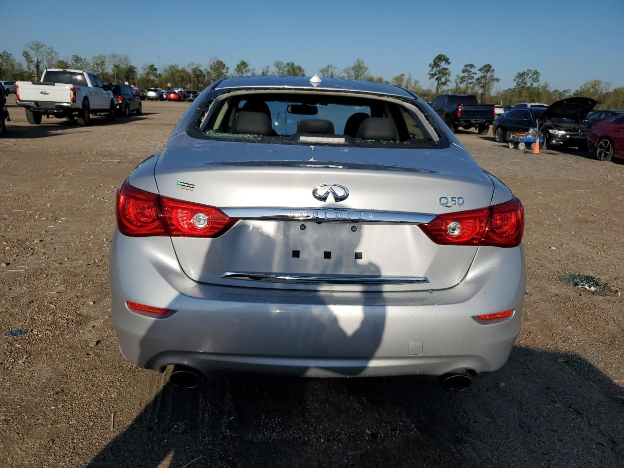 2017 Infiniti Q50 Premium - Image 6