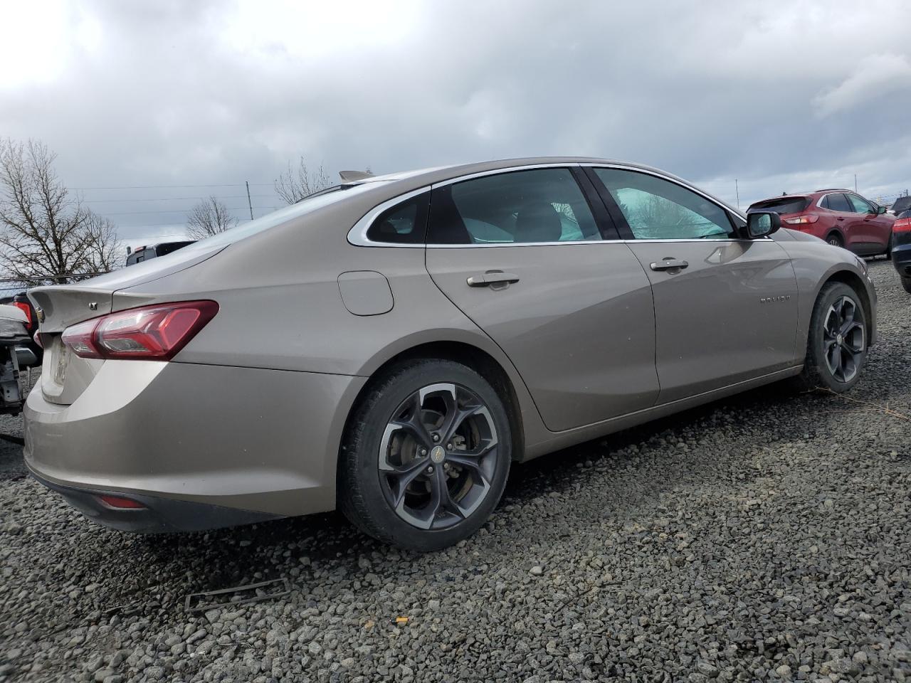 2022 Chevrolet Malibu Lt - Фото 3