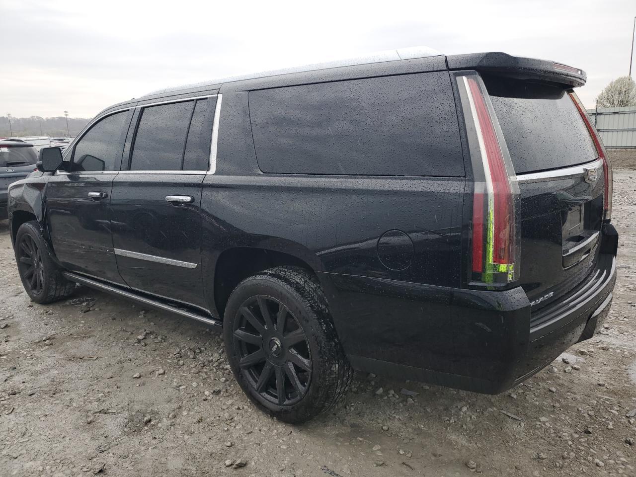 2015 Cadillac Escalade Esv Platinum - Фото 2