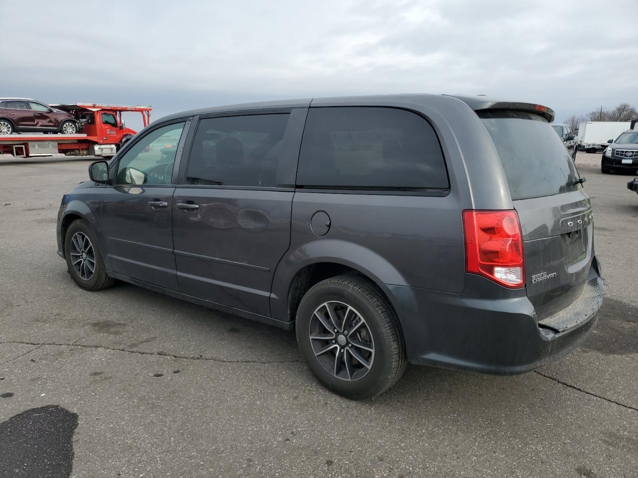 2015 Dodge Grand Caravan R/T - Image 2