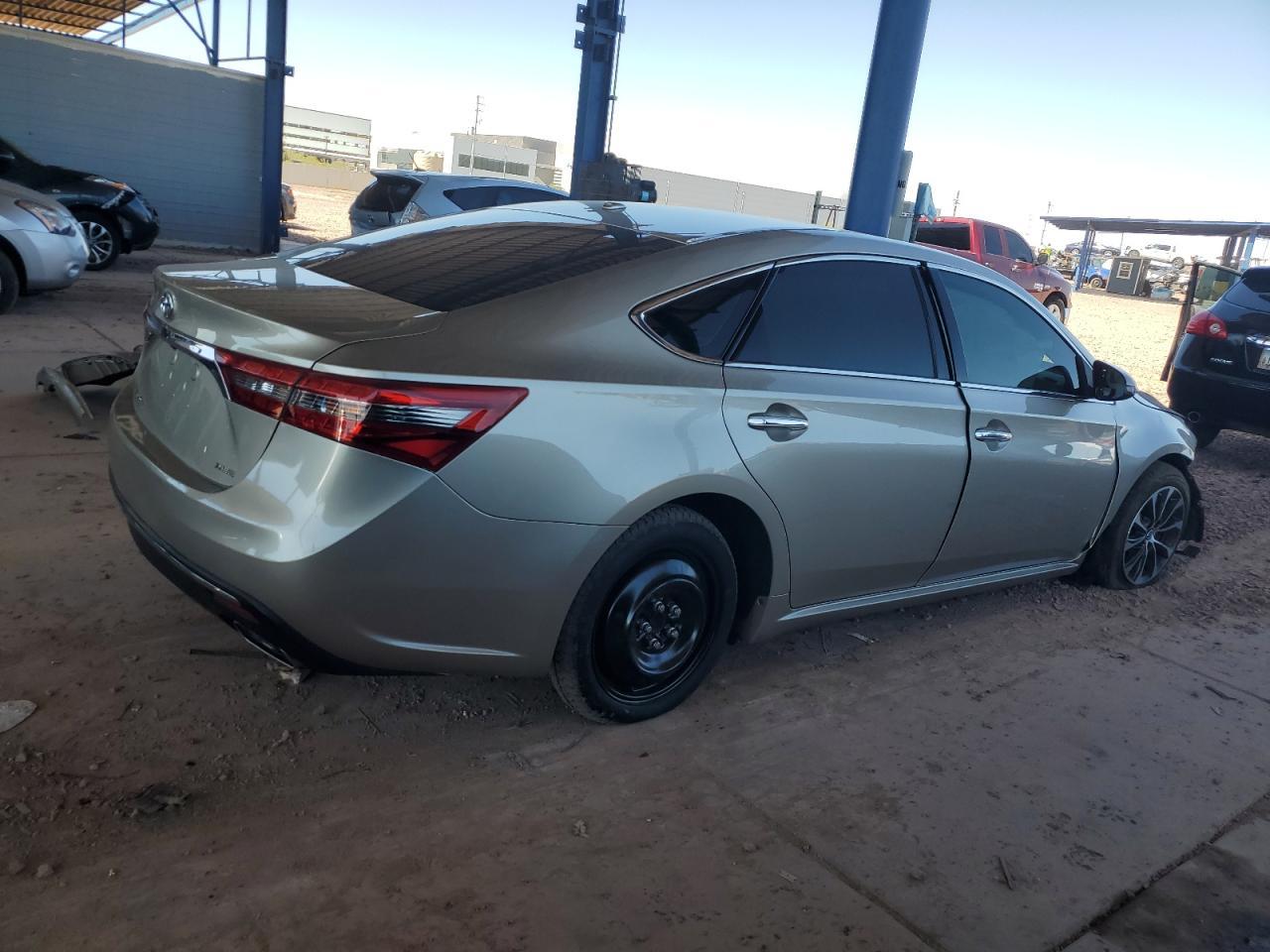 2016 Toyota Avalon Xle - Фото 3