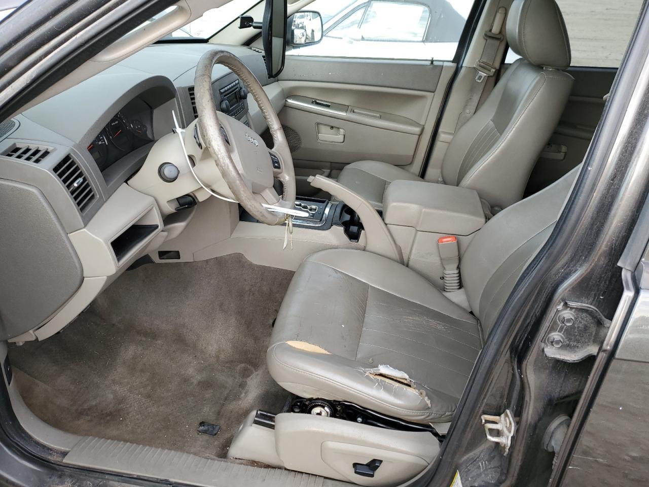 2005 Jeep Grand Cherokee Laredo - Image 7