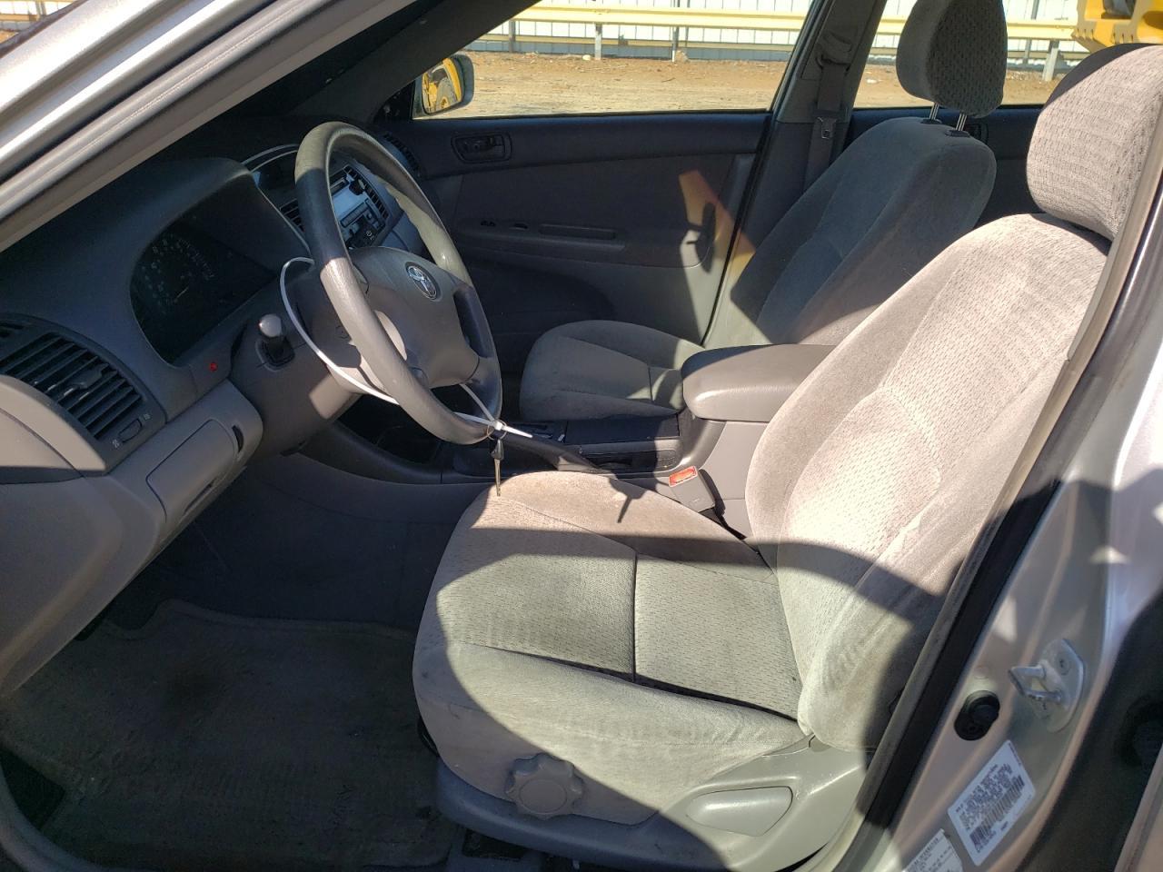 2002 Toyota Camry Le - Фото 7