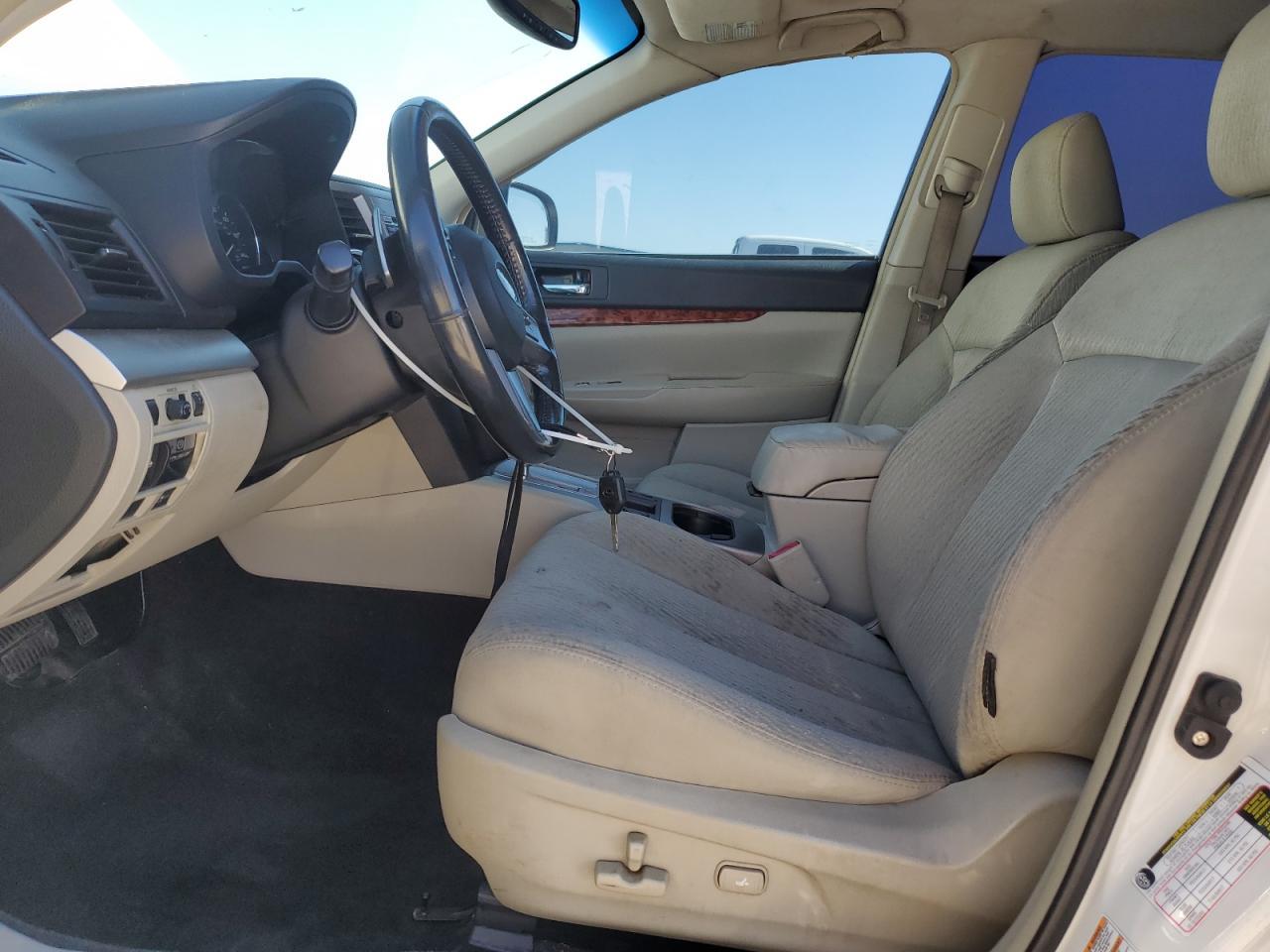 2011 Subaru Outback 2.5I Premium - Фото 7