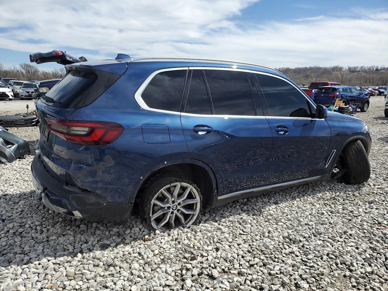 2023 BMW X5 xDrive40I - Фото 3