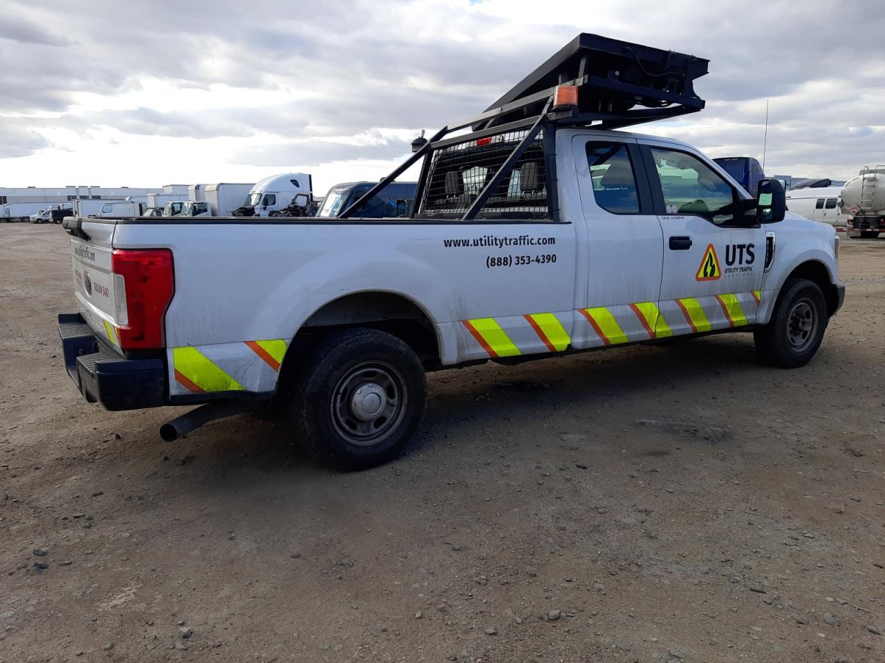 2019 Ford F250 Super Duty - Image 3