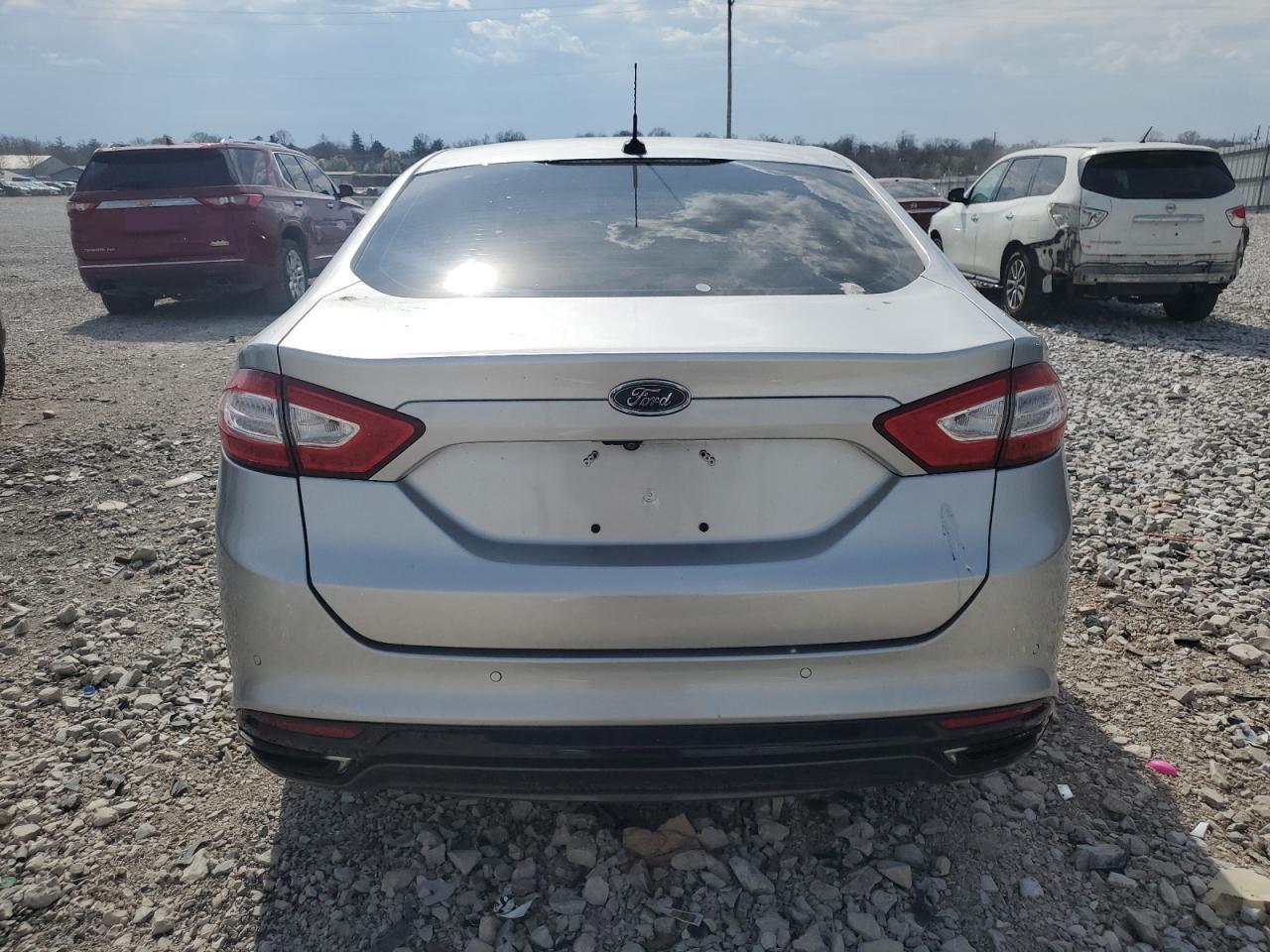 2016 Ford Fusion Se - Фото 6