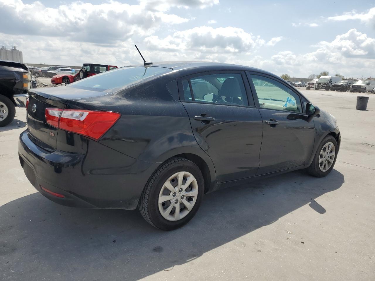 2015 Kia Rio Lx - Фото 3