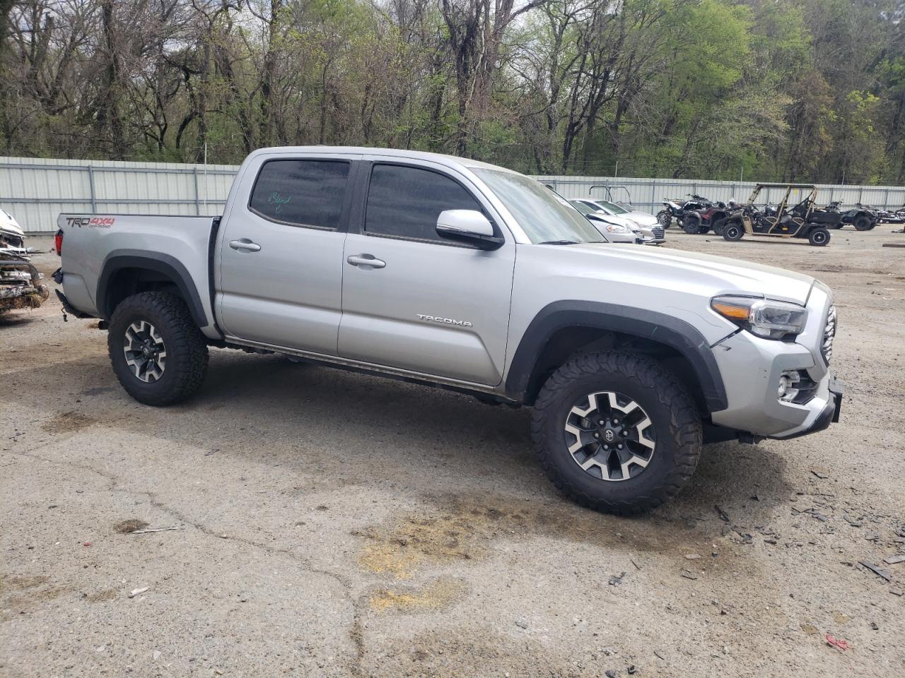 2023 Toyota Tacoma Double Cab - Image 4