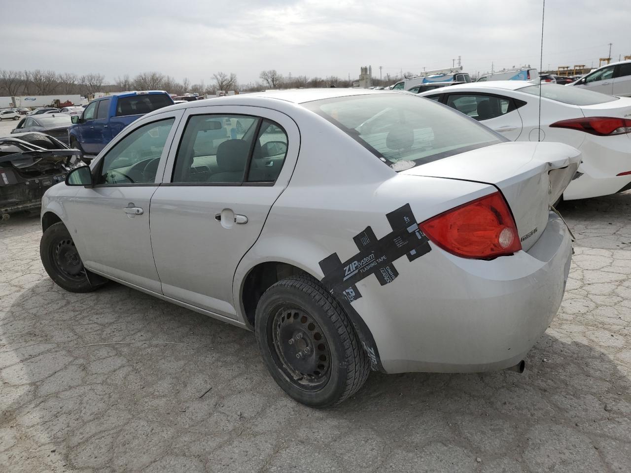 2007 Chevrolet Cobalt Ls - Image 2