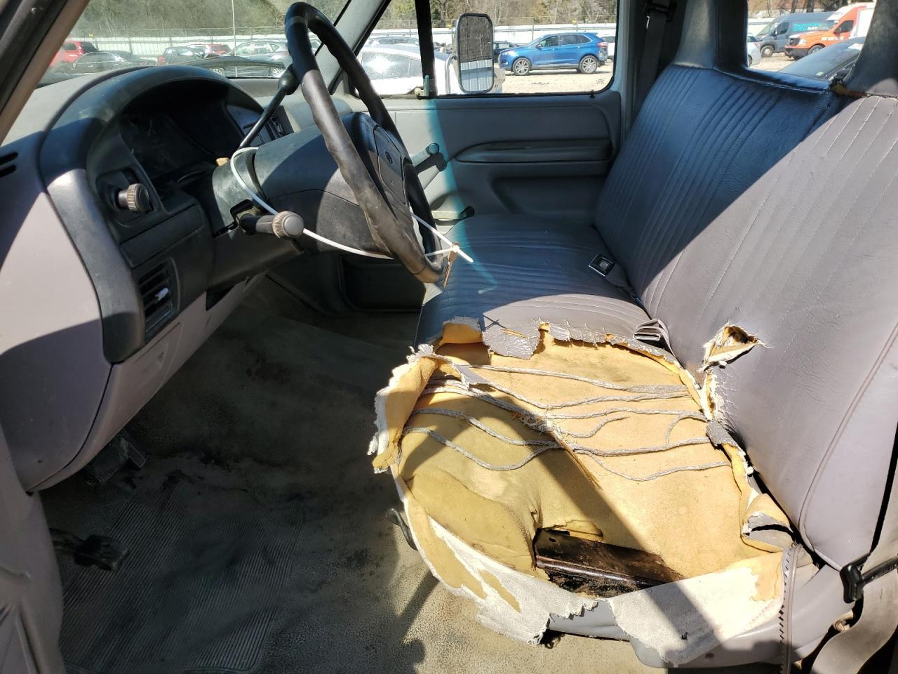 1996 Ford F350 - Image 7