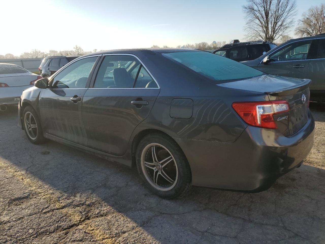 2012 Toyota Camry Se - Image 2