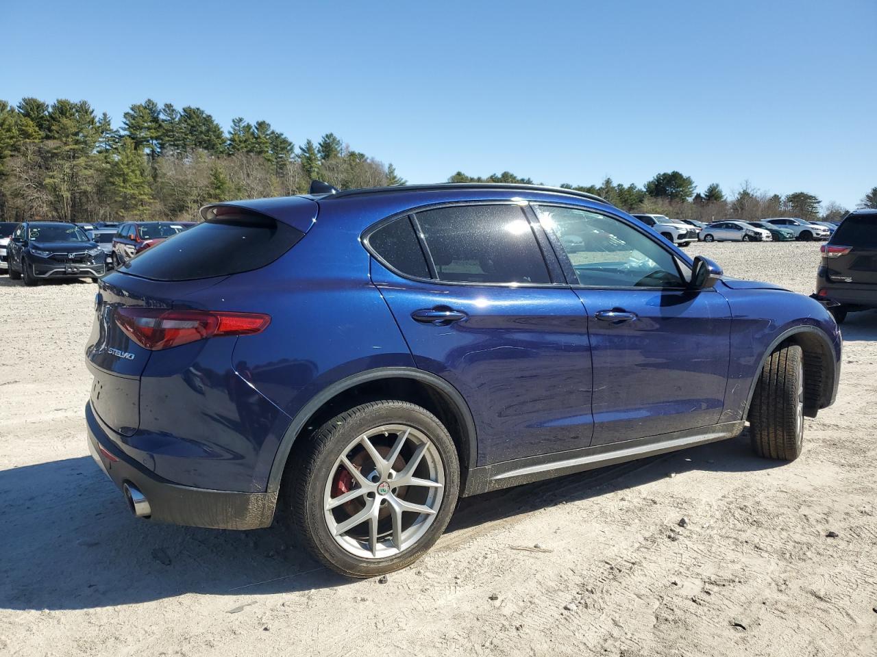 2018 Alfa Romeo Stelvio Ti Sport - Фото 3