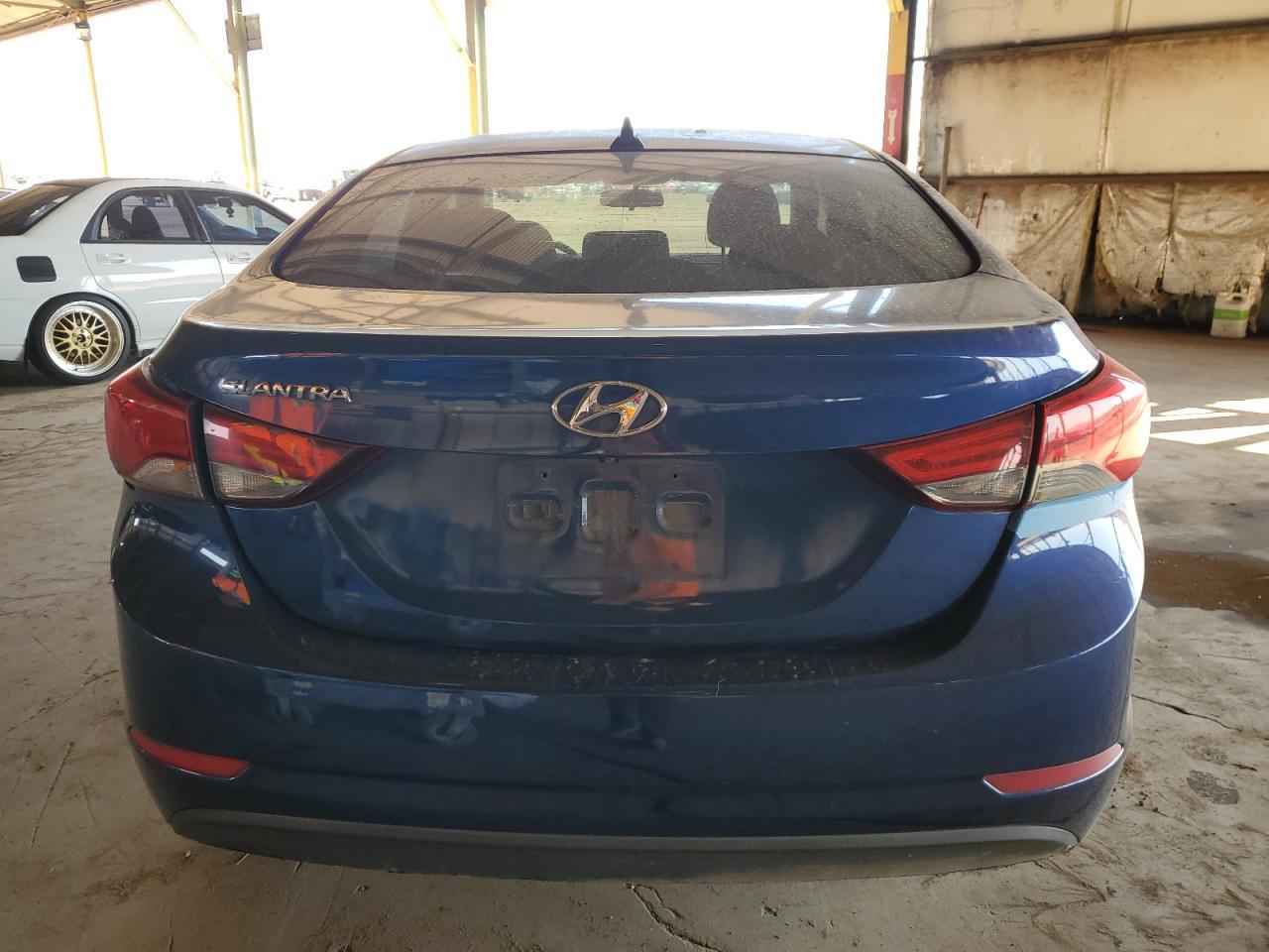 2015 Hyundai Elantra Se - Фото 6