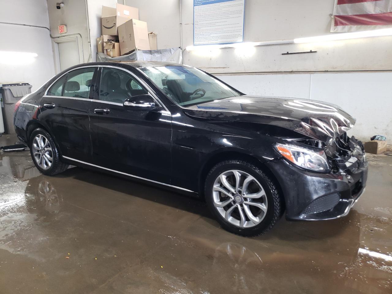 2015 Mercedes-Benz C 300 4Matic - Фото 4