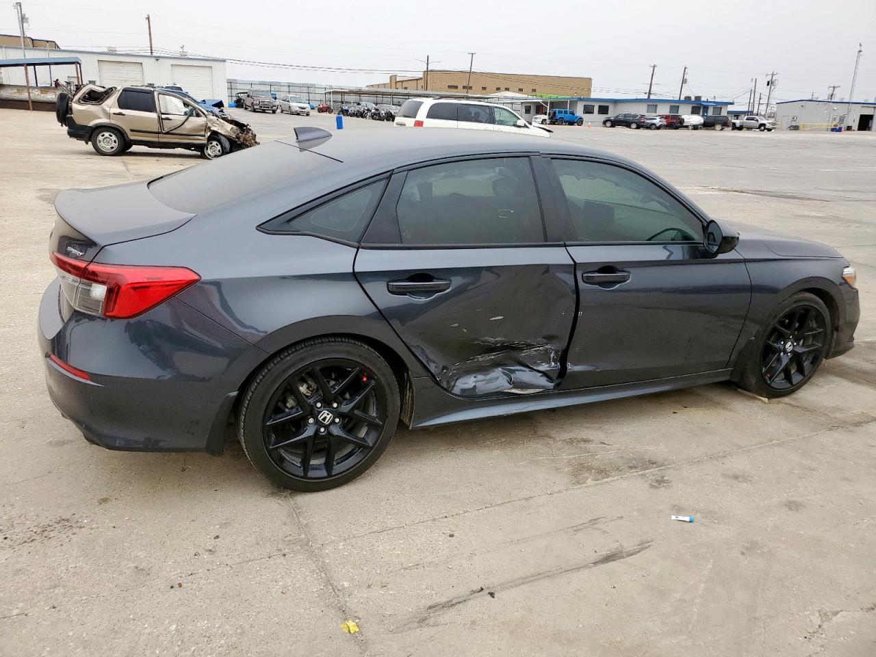 2023 Honda Civic Sport - Image 3