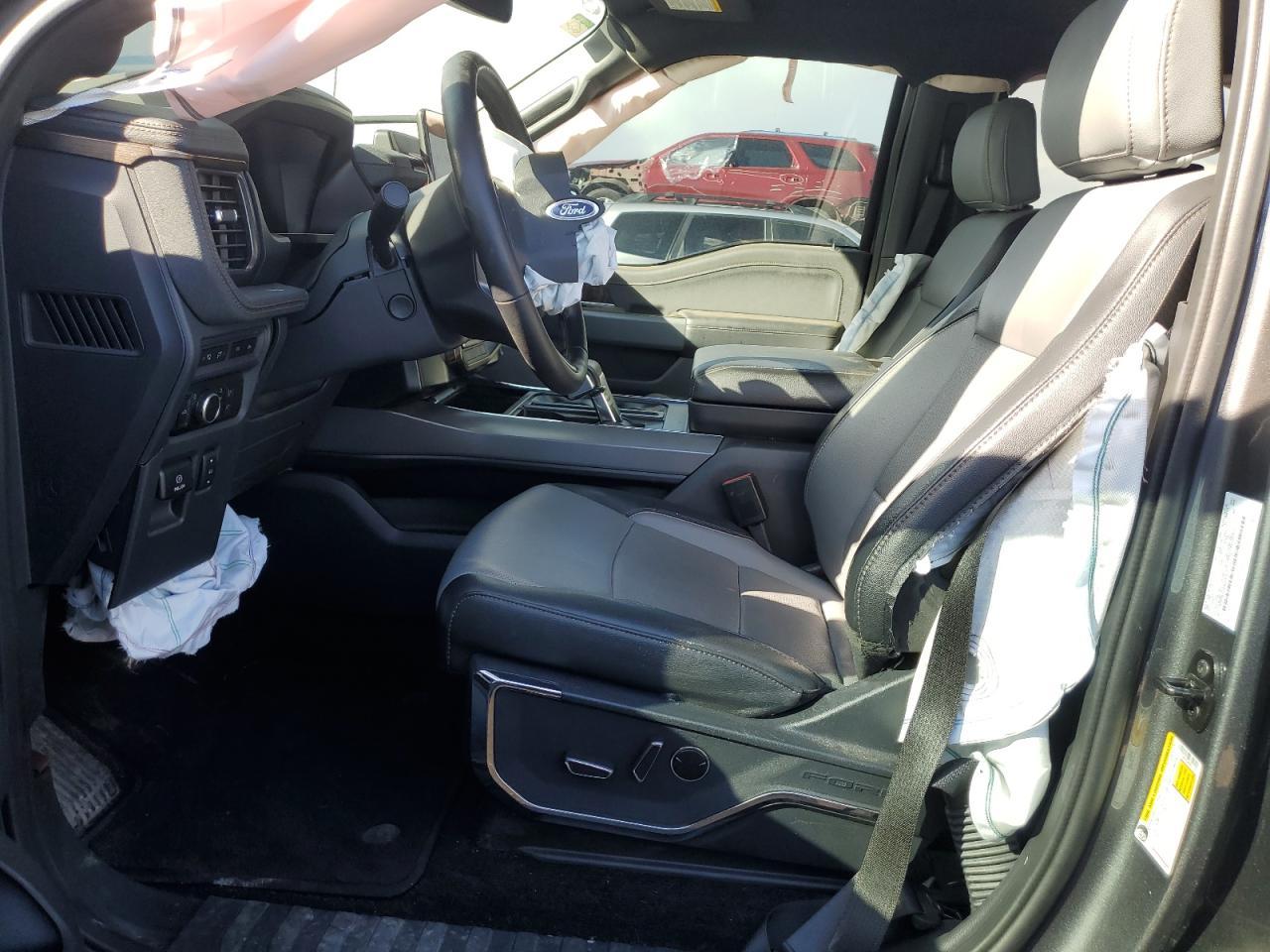 2023 Ford F150 Lightning Pro - Фото 7