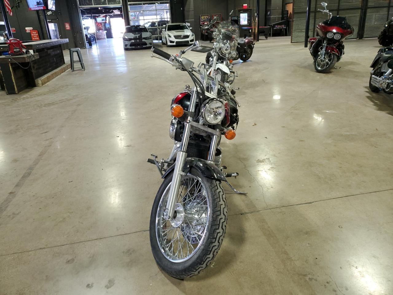2005 Honda Vt750 Dc - Image 2