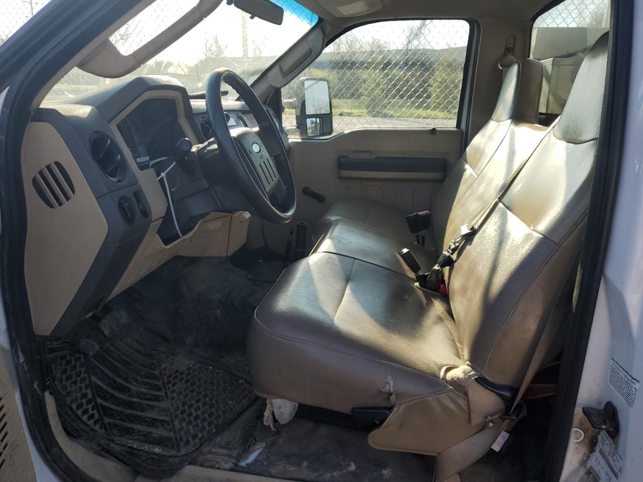 2008 Ford F450 Super Duty - Image 7