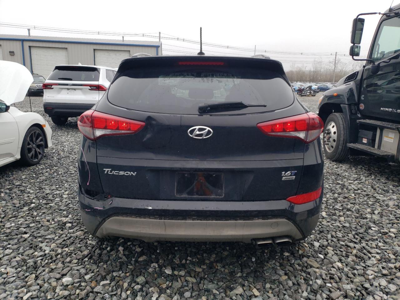 2017 Hyundai Tucson Night - Image 6