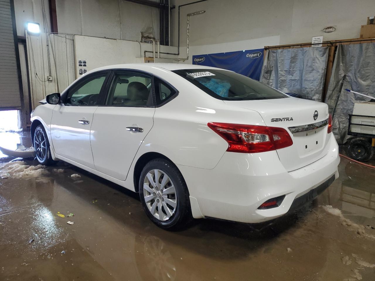 2016 Nissan Sentra S - Image 2