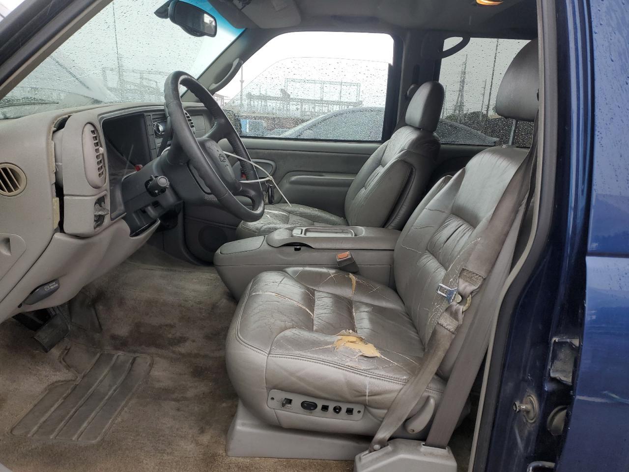 1999 Chevrolet Suburban C1500 - Image 7