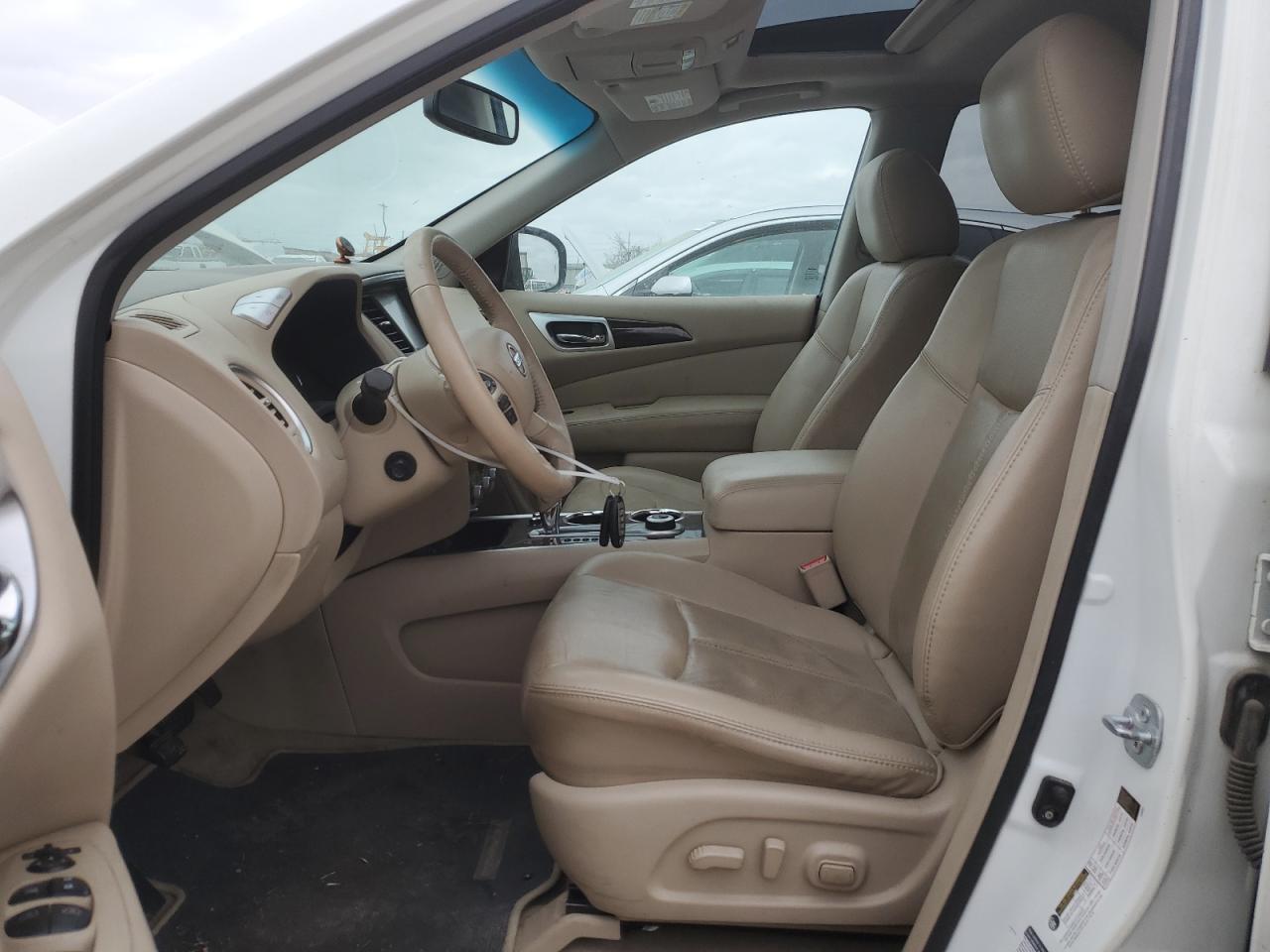 2015 Nissan Pathfinder S - Image 7
