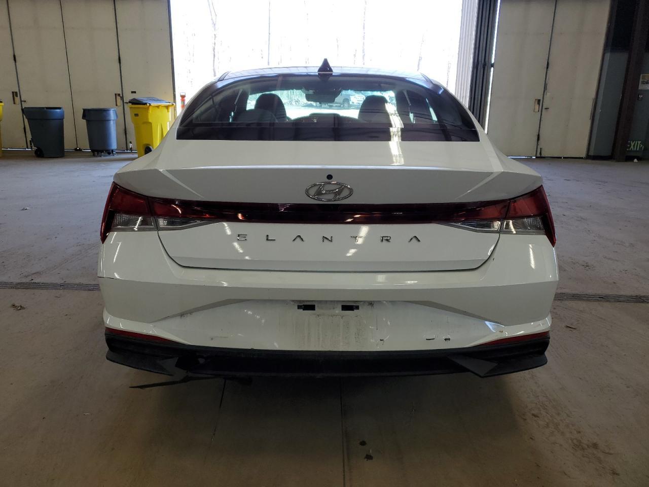 2023 Hyundai Elantra Sel - Фото 6