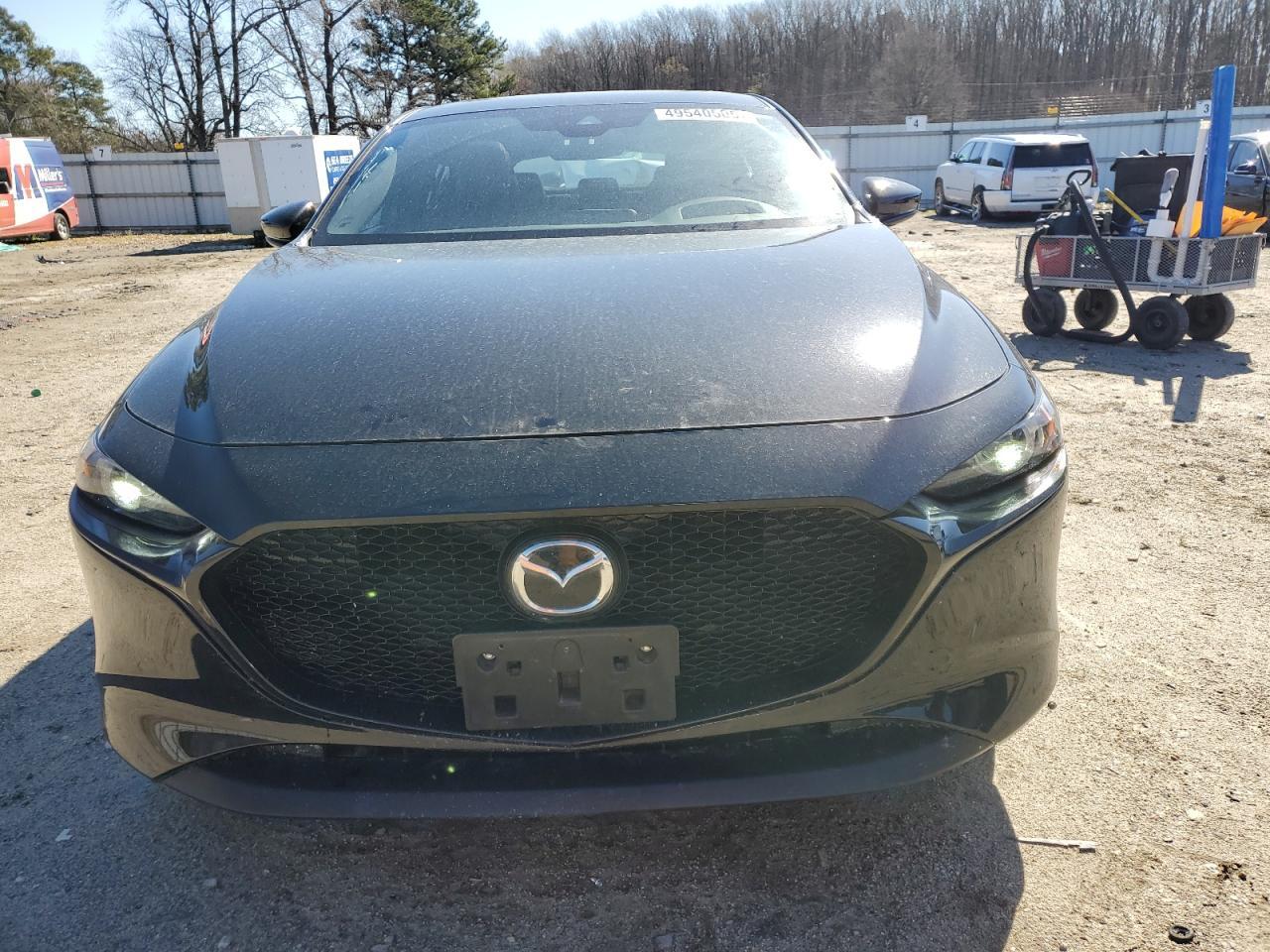 2023 Mazda 3 Premium - Фото 5