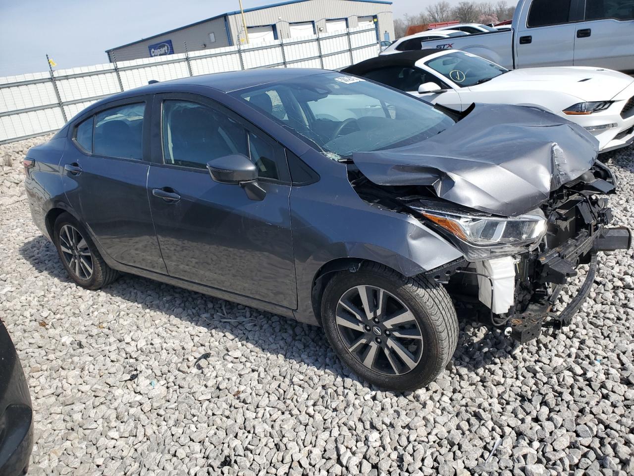 2021 Nissan Versa Sv - Image 4