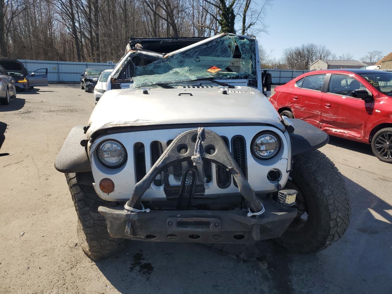 2007 Jeep Wrangler Sahara - Image 5
