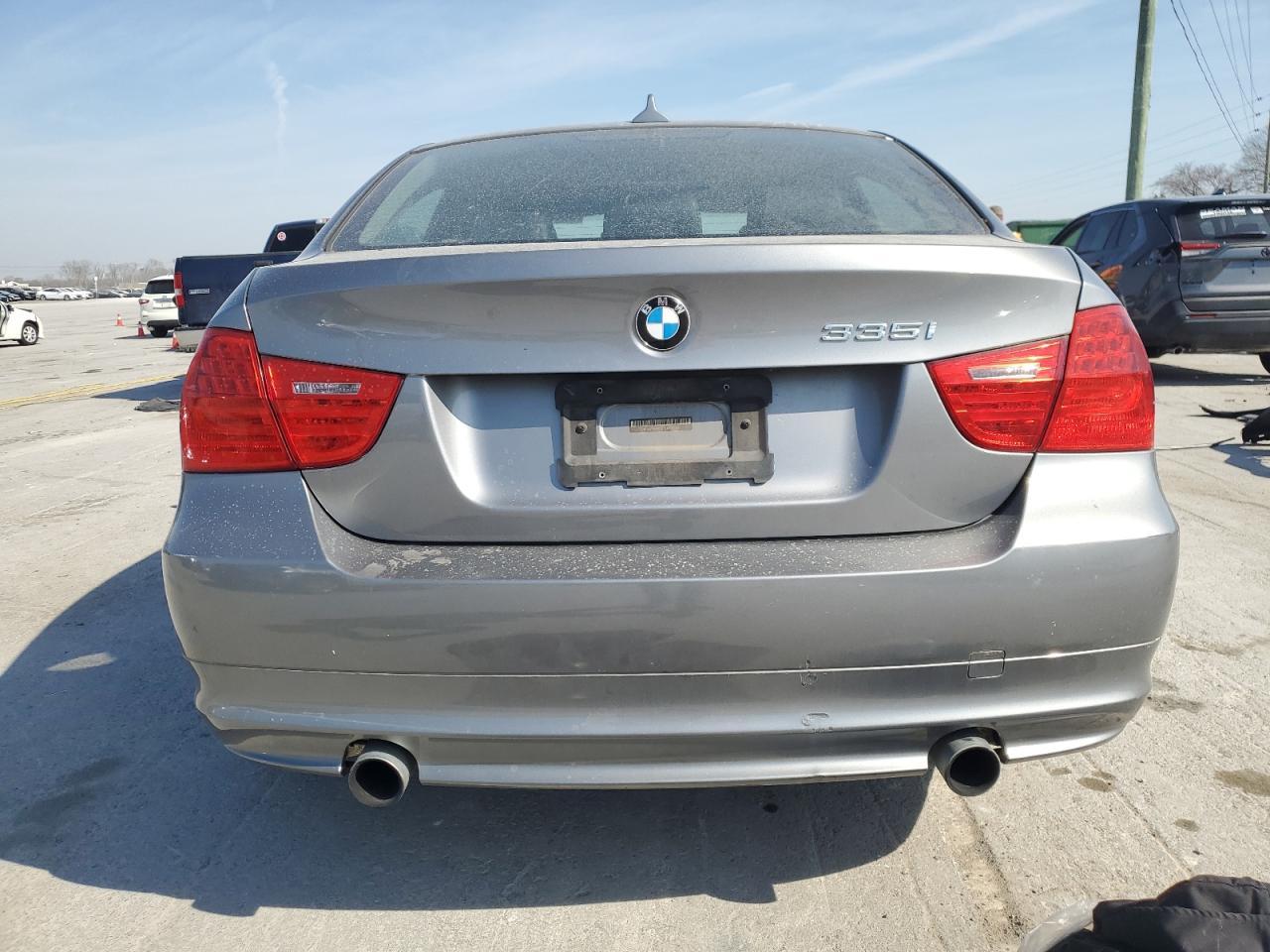 2011 BMW 335 I - Фото 6