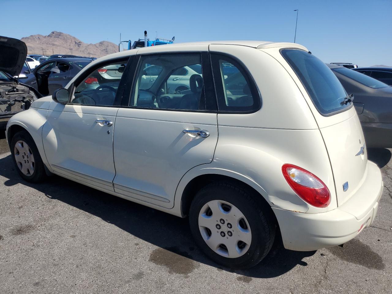 2007 Chrysler Pt Cruiser - Image 2