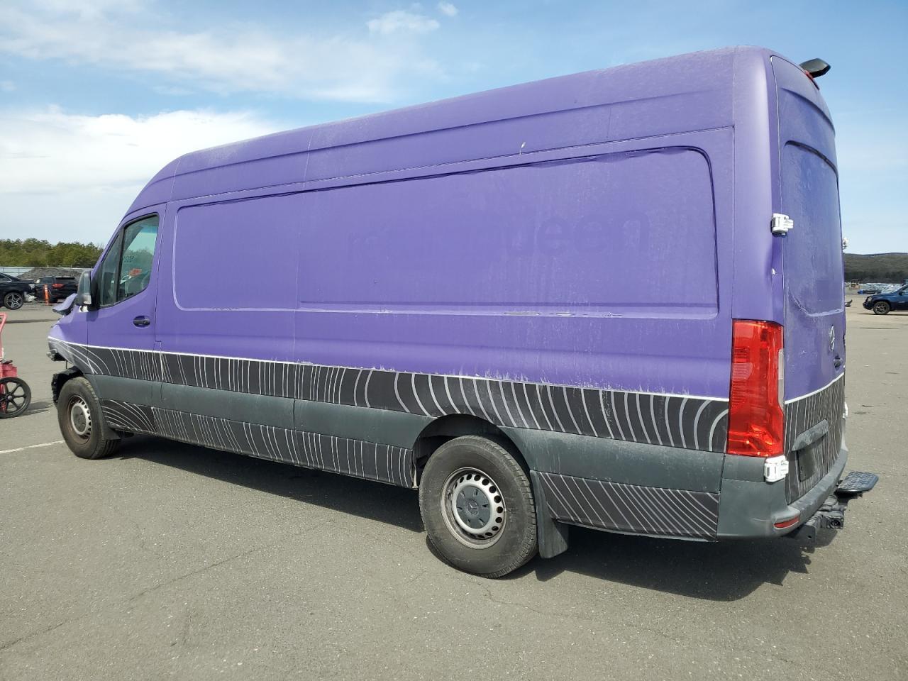 2022 Mercedes-Benz Sprinter 2500 - Image 2