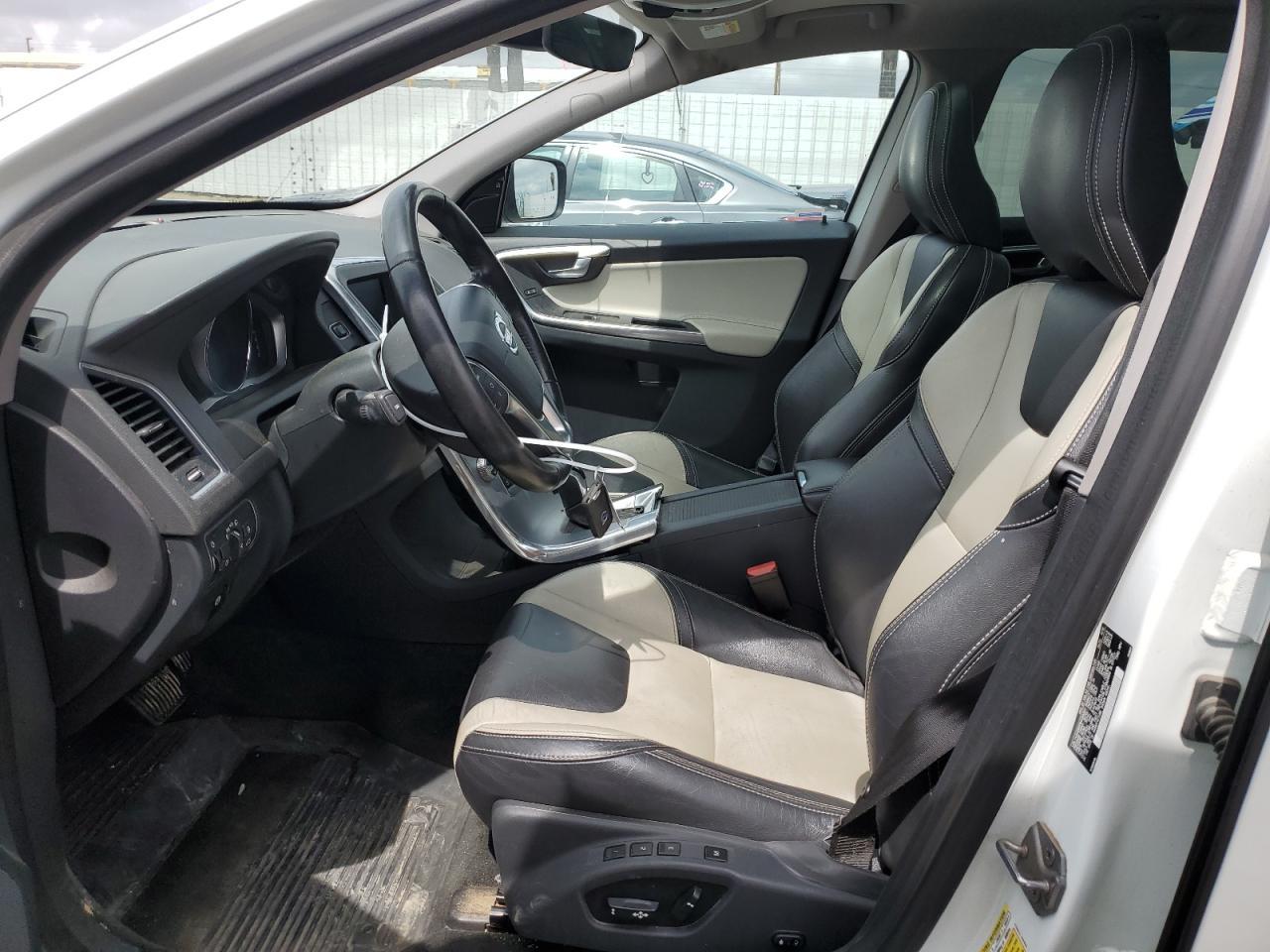 2017 Volvo Xc60 T6 Dynamic - Фото 7