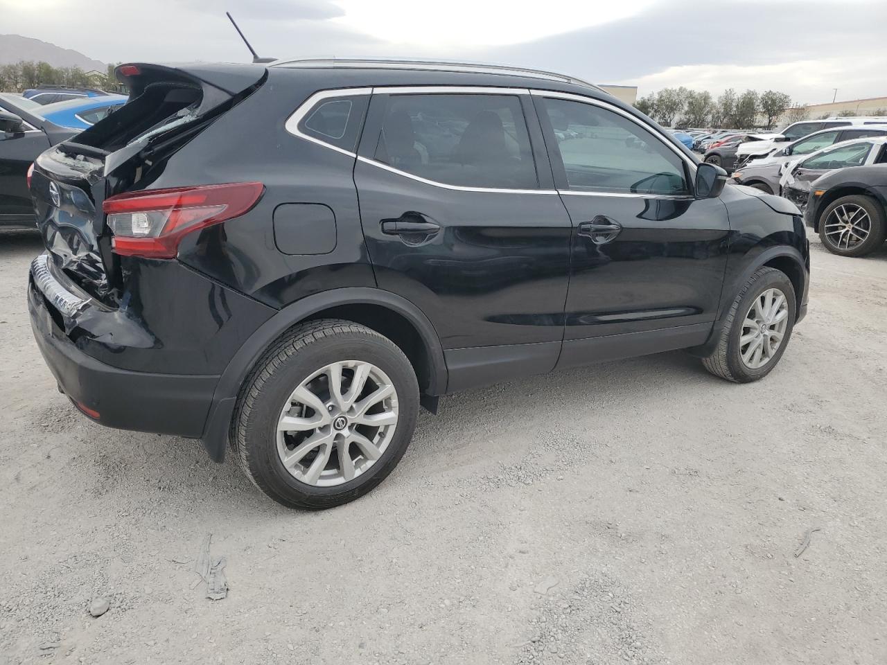 2021 Nissan Rogue Sport Sv - Image 3