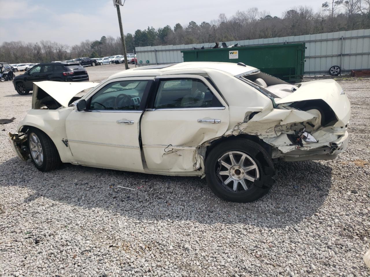 2006 Chrysler 300C - Image 2