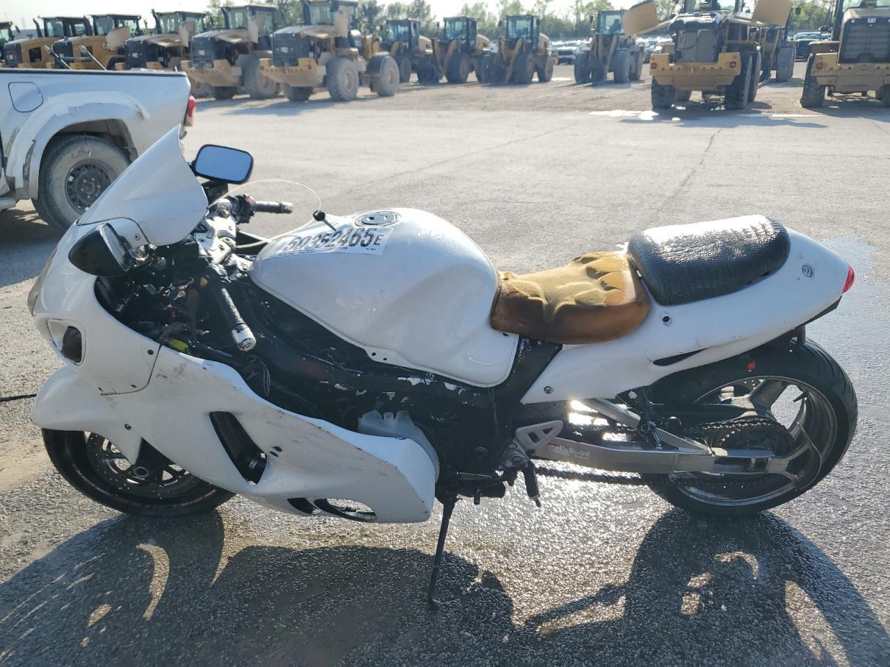 2005 Suzuki Gsx1300 Rk5 - Фото 3