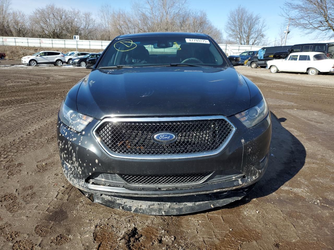 2015 Ford Taurus Sho - Фото 5